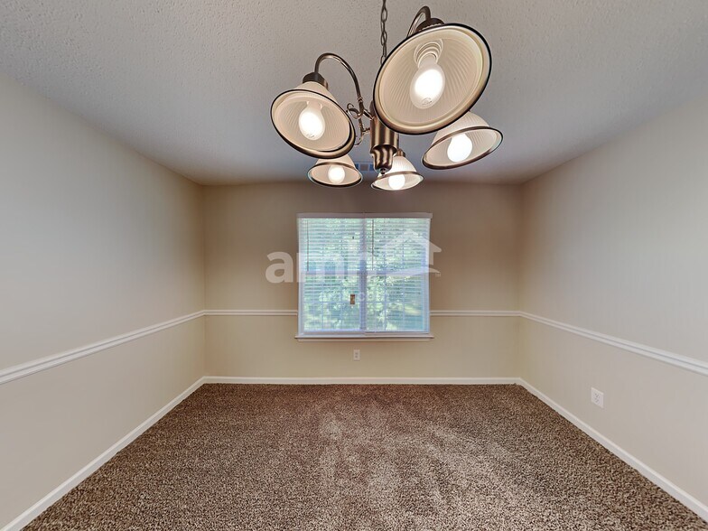 Building Photo - 3094 Lonetree Point
