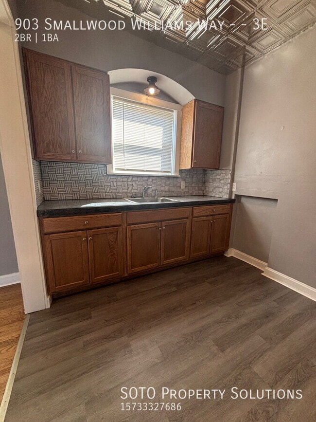 Building Photo - 903 Smallwood Williams Way --3E