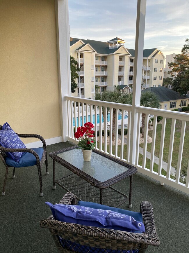 Building Photo - 601 Hillside Dr N