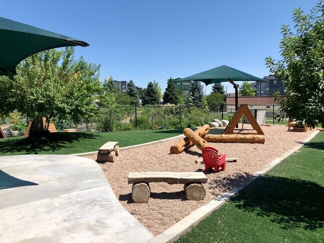 Building Photo - 6757 Quivas Way