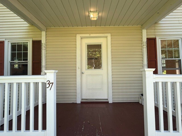 Building Photo - 33-37 Cottage St