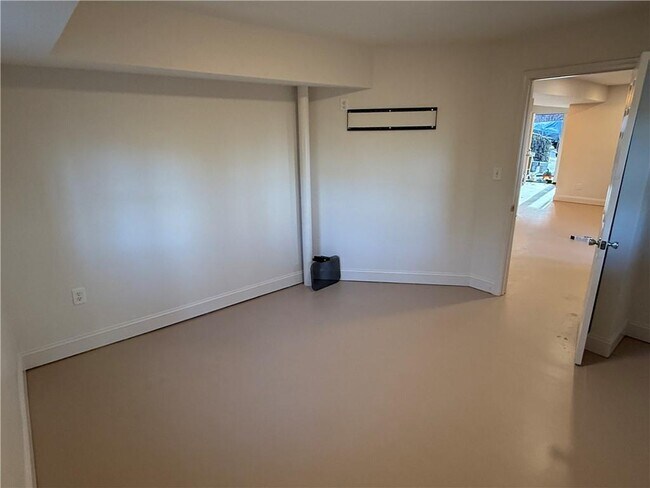 Building Photo - 456 Poverty Acres Rd