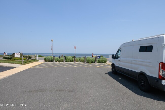 Building Photo - 455 Ocean Blvd