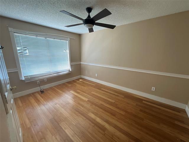 Building Photo - 1705 Huntington Dr