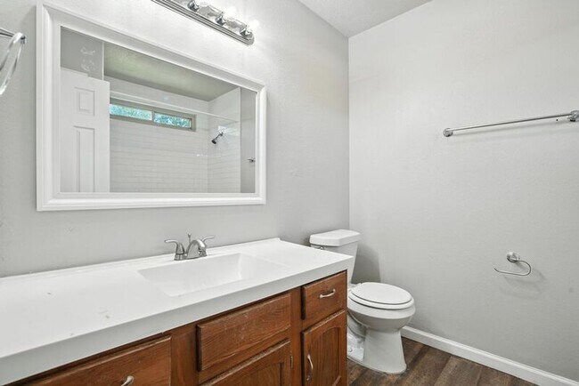 Building Photo - 2929 S 138th E Pl