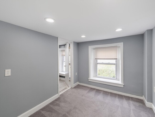 Building Photo - 4205 Main St