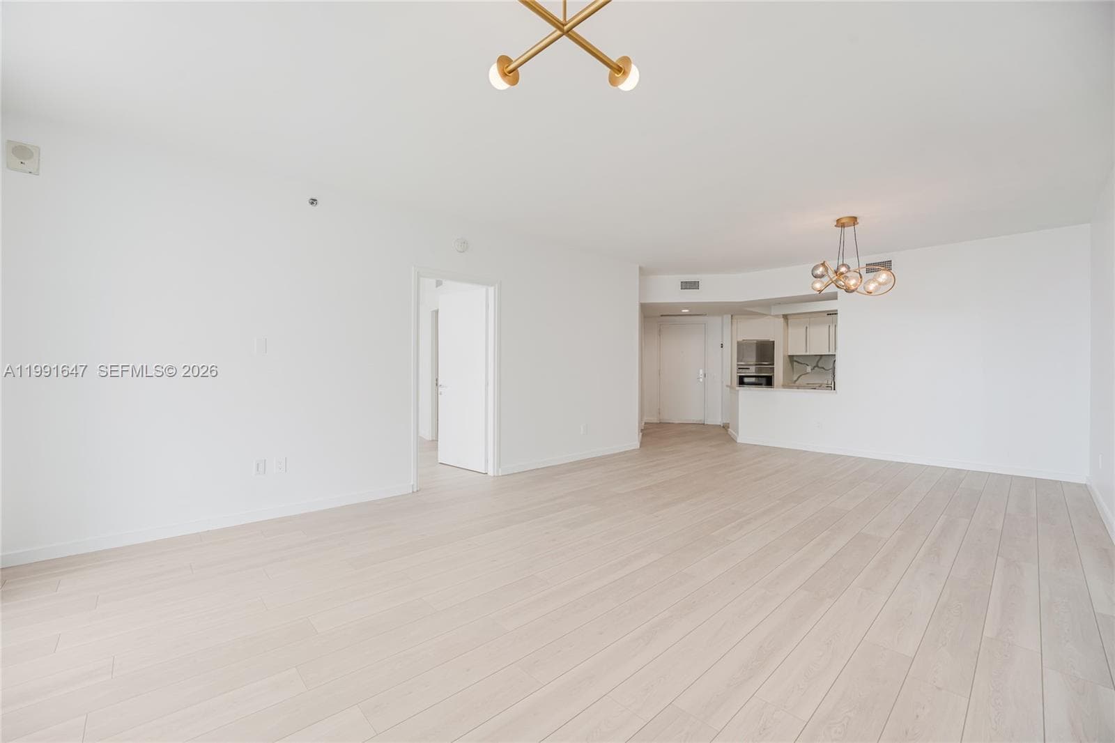 Building Photo - 450 Alton Rd