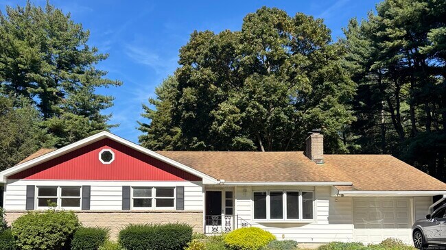 Primary Photo - 120 Peters Ln