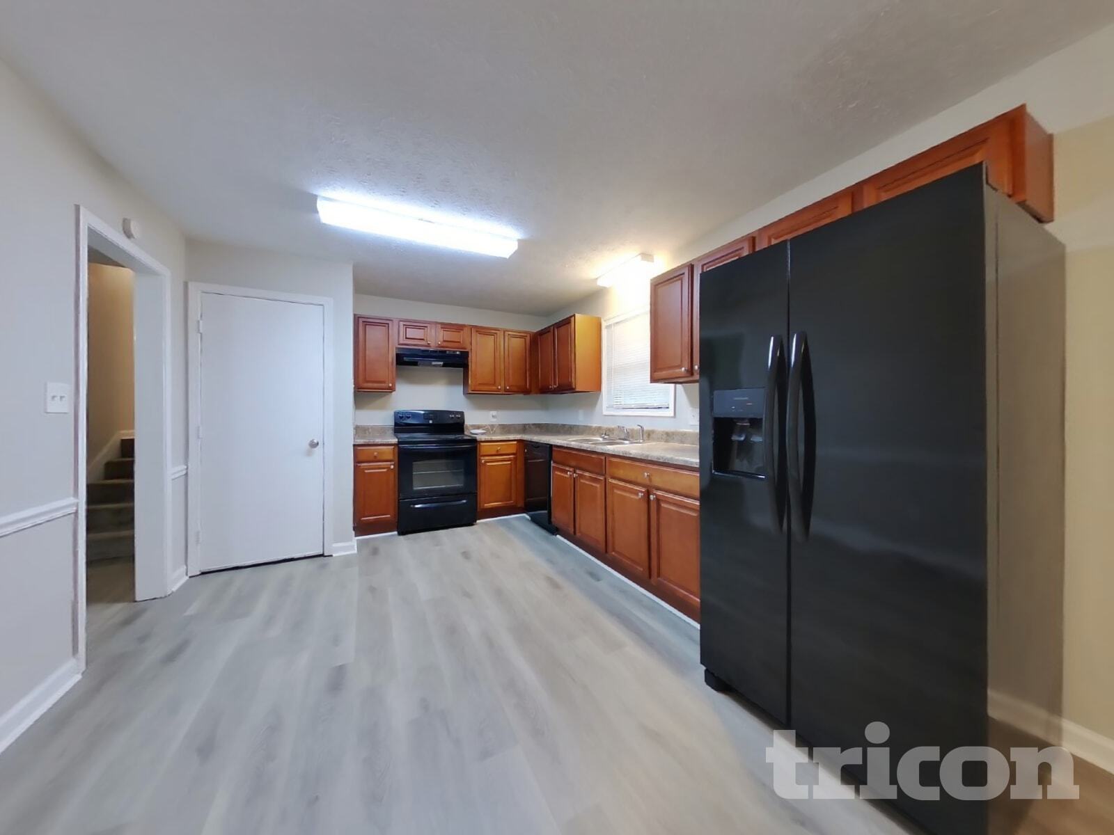 Building Photo - 4211 Clearview Dr