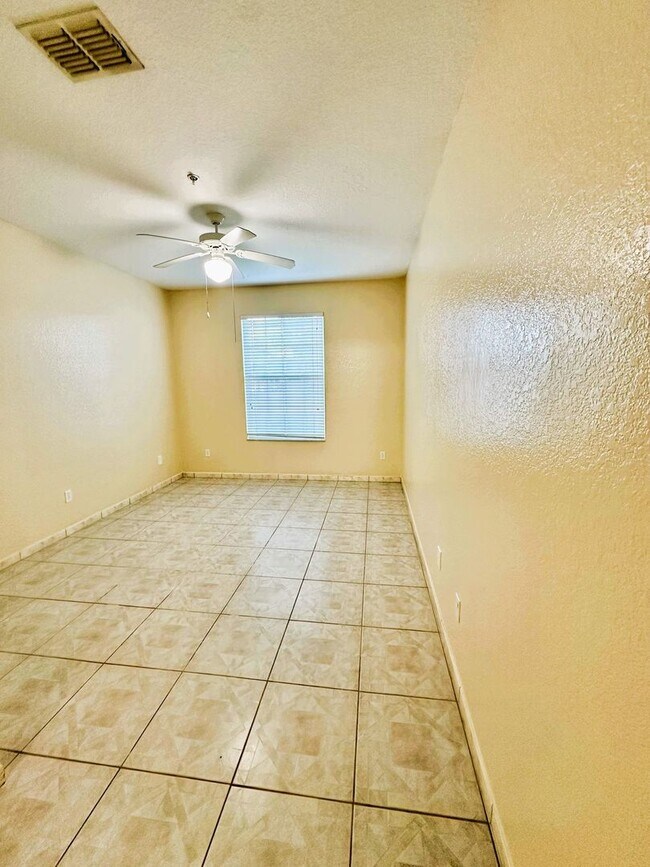 Building Photo - 13560 Turtle Marsh Loop