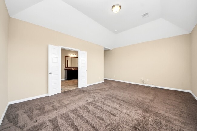 Building Photo - 27419 Canyon Reach Dr