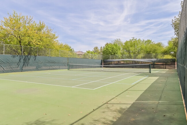 Building Photo - Inviting 4-Bedroom Home with Community Amenities