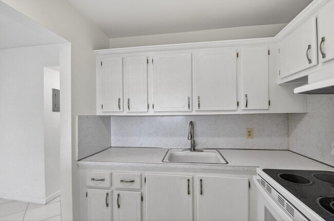 Building Photo - 344 Northampton Q