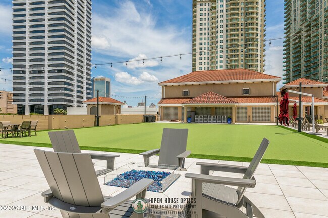 Building Photo - 1478 Riverplace Blvd