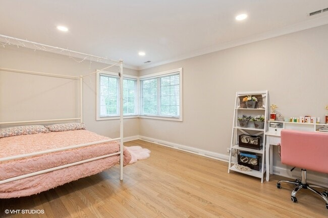 Building Photo - 3205 Sprucewood Rd