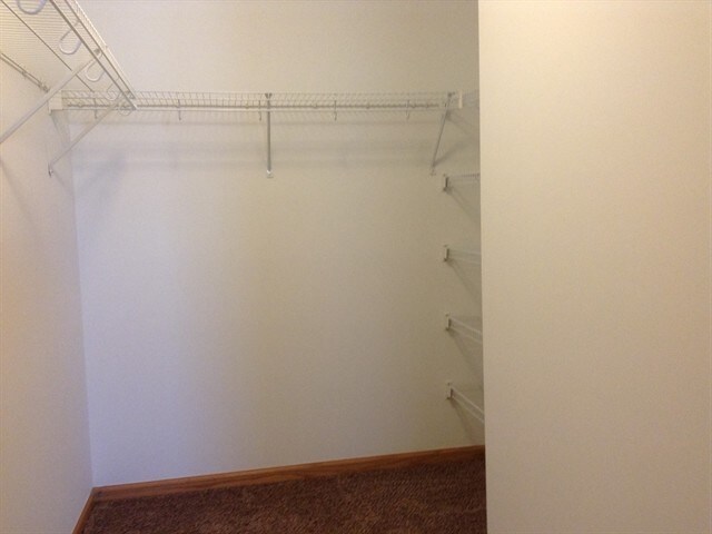 Building Photo - 20863 Brentwood Ct