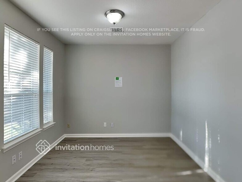 Building Photo - 4522 Lake Halbert Ln