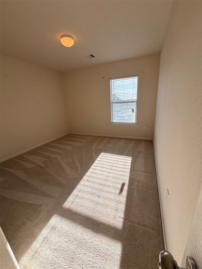 Building Photo - 14035 Mohave Way Dr