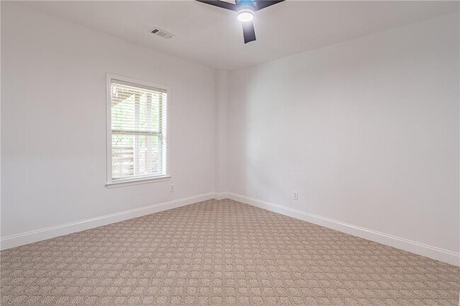 Building Photo - 764 Morganton Dr