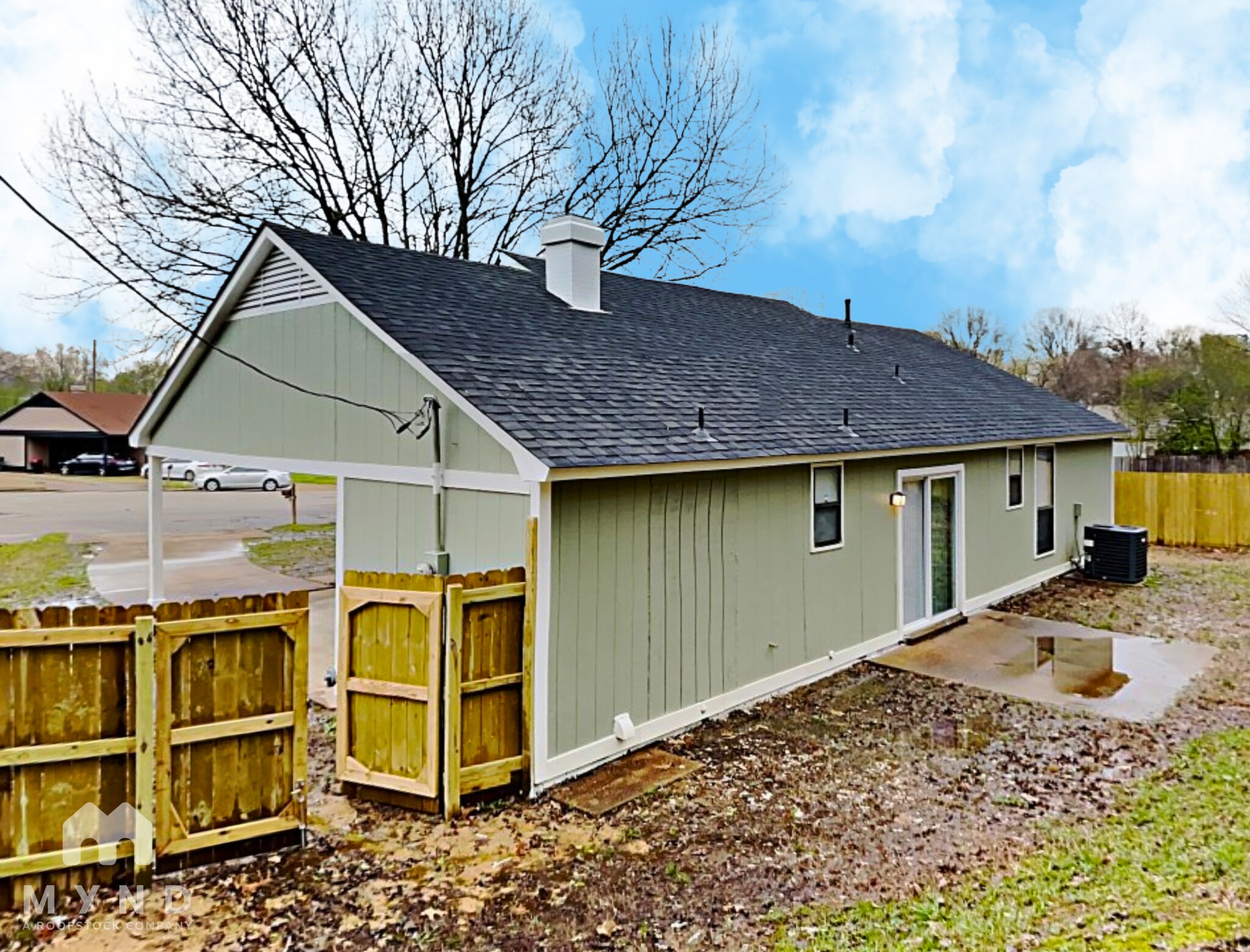 Building Photo - 5685 Burnette Cove