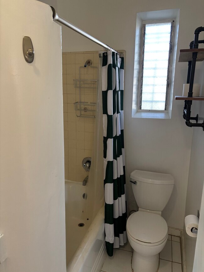 Bathroom - 407 Riverdale Dr