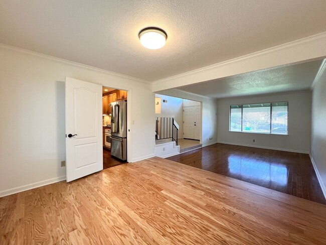 Building Photo - Charming 4 Bedroom Browns Valley Napa Home