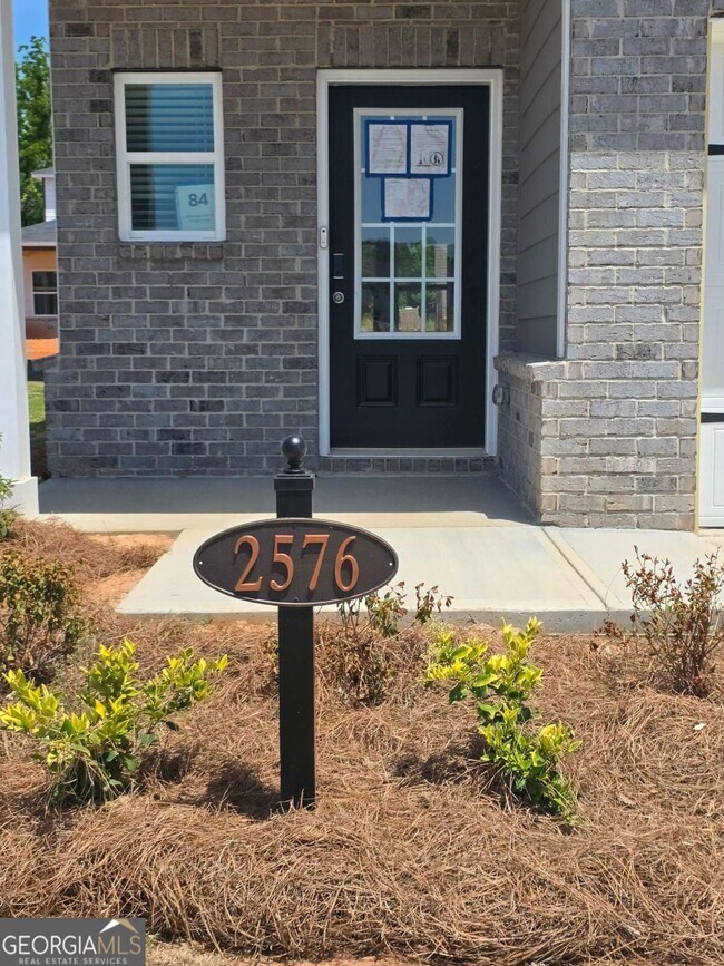 Building Photo - 2576 Double Oak Trl