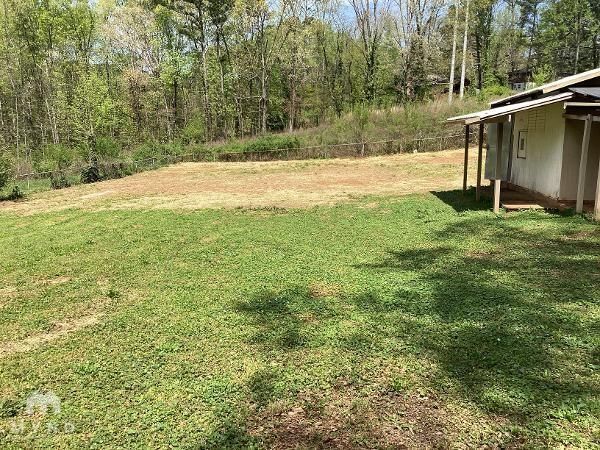 Building Photo - 1006 Longleaf Dr