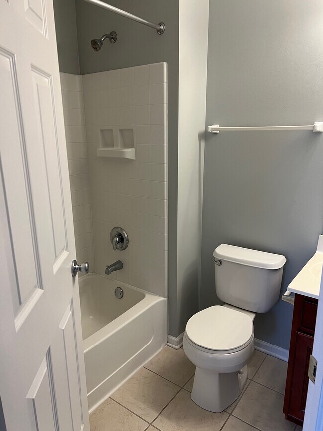 2nd full bath - 1974 Concord Dr