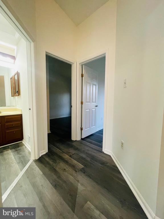 Building Photo - 8545 Black Star Cir