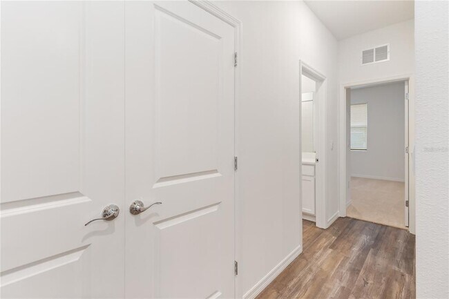 Building Photo - 31365 Paper Birch St