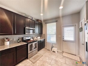 Building Photo - 415 Harvest Point