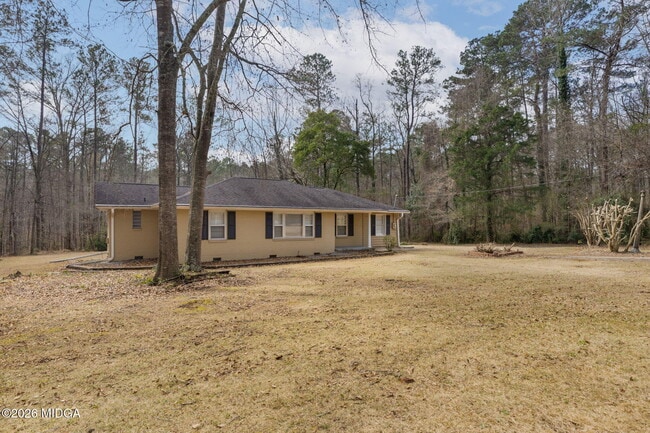 Building Photo - 1496 Wesleyan Dr