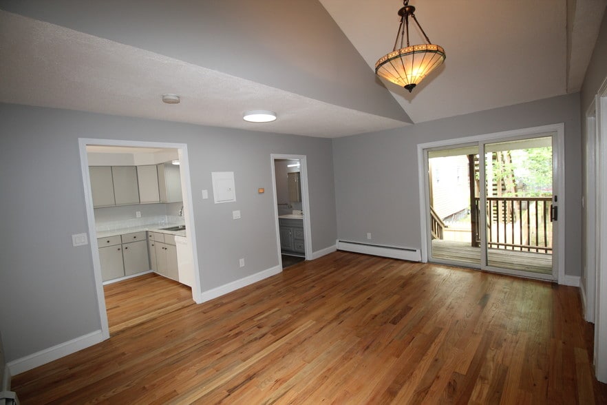 Living Room - 135 Chestnut St