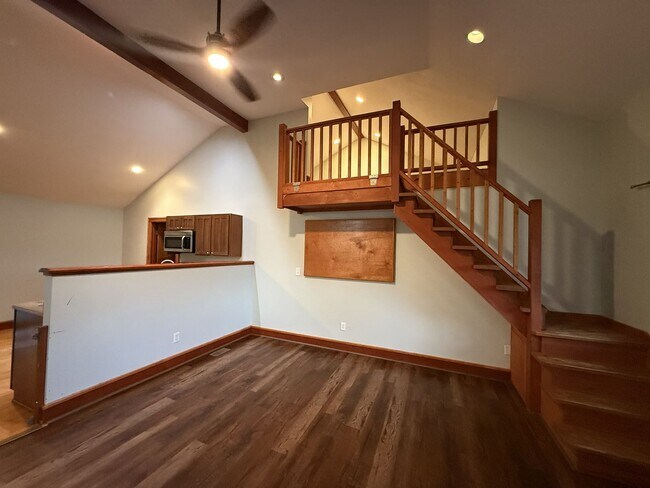 Building Photo - 7276 Tiger Dr