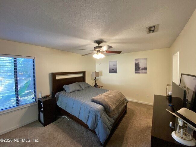 Building Photo - 11163 Caroline Crest Dr