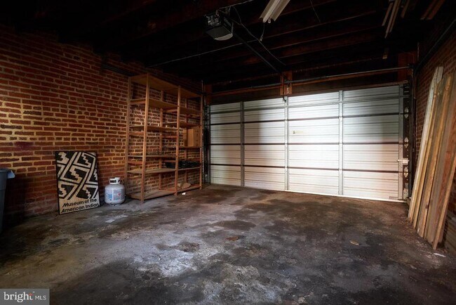 Building Photo - 1427 East Capitol St NE