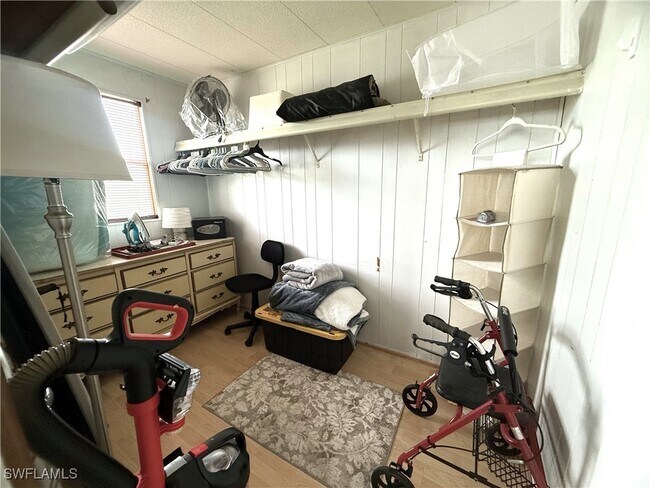 Building Photo - 455 Jacaramba Ct