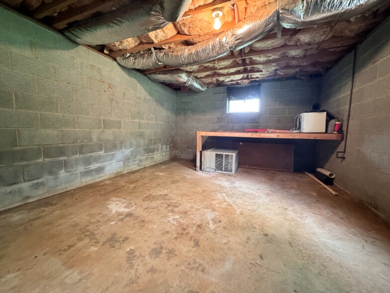 Building Photo - 459 Worley Rd