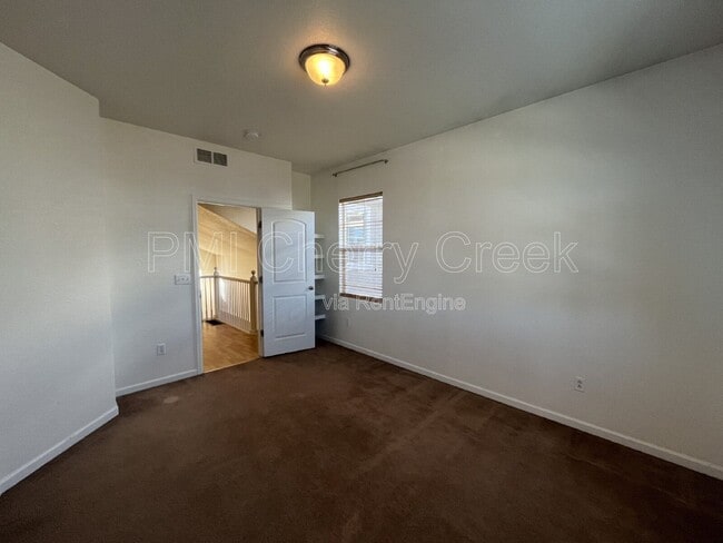 Building Photo - 5271 Canyon View Dr