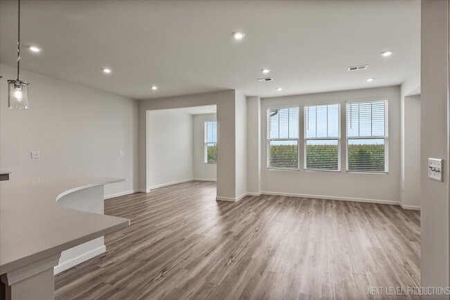 Building Photo - 2223 Ryegrass Ln