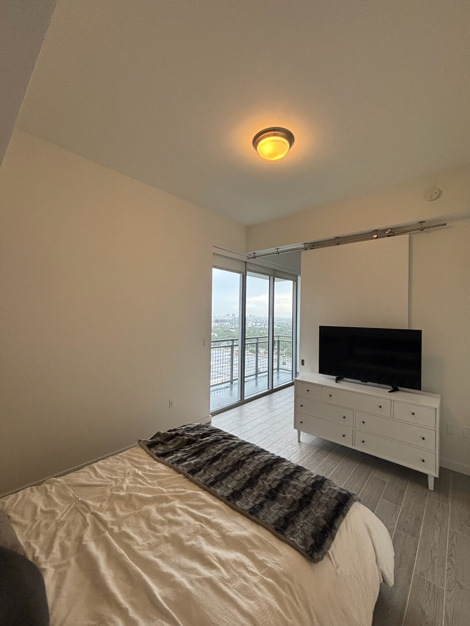 Building Photo - 38 NW 35th St