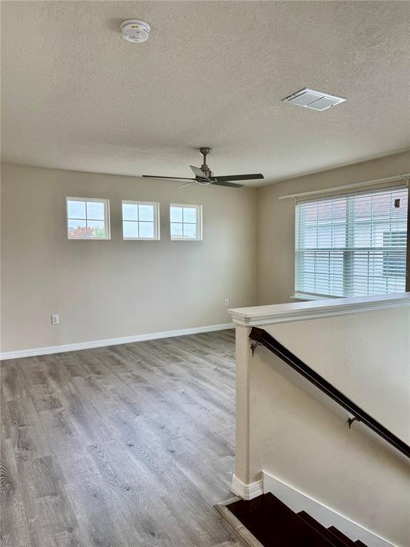 Building Photo - 2504 Amati Dr