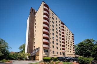 Building Photo - 2500 Mystic Valley Pkwy