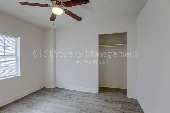 Building Photo - 6215 S Benton Ave