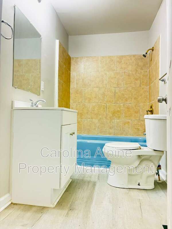 Building Photo - 102 Plum Tree Ln
