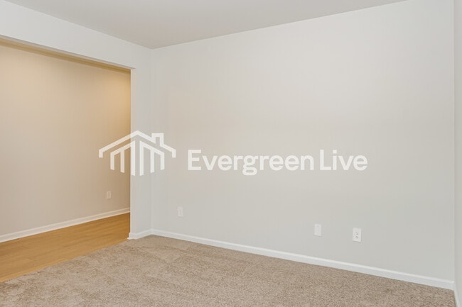 Building Photo - 148 Fenwick Pl