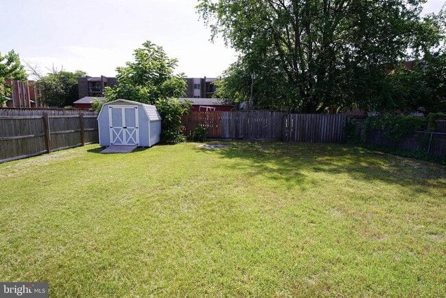 Building Photo - 1007 Spring Ave