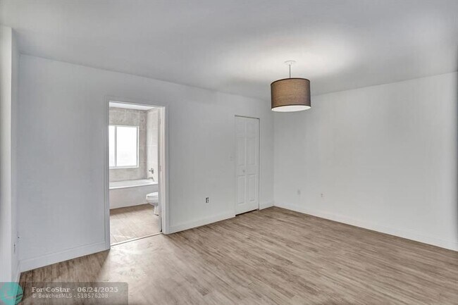 Building Photo - 14221 SW 160th Terrace