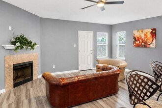 Building Photo - 2403 Orchard Run Way